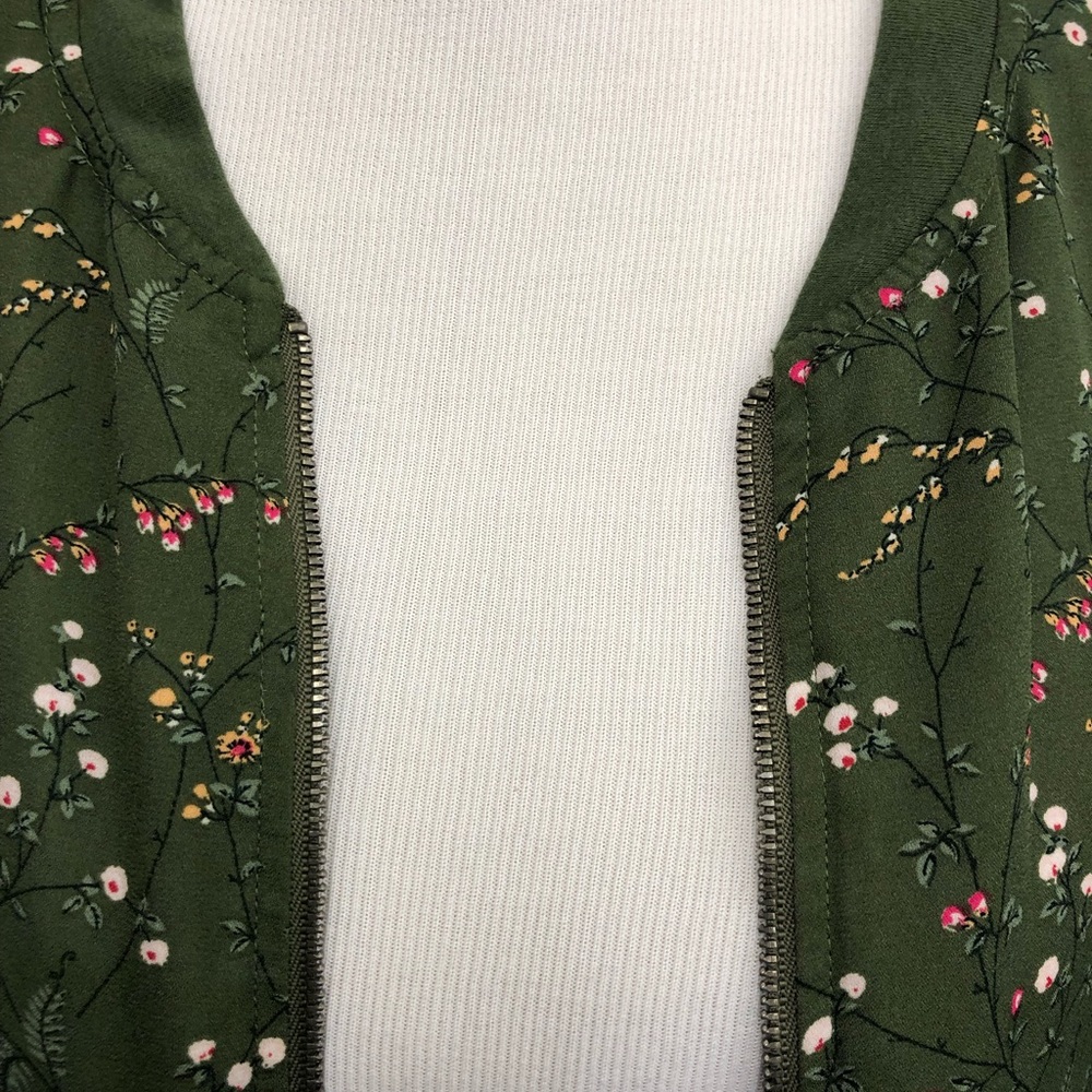 Polyester jacket - Picture 4 of 5